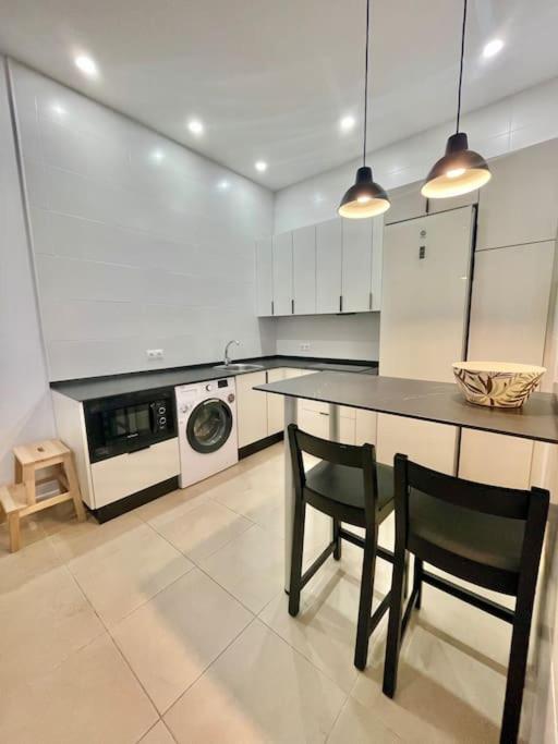 Moderno Y Elegante Apartamento En El Palo * Málaga